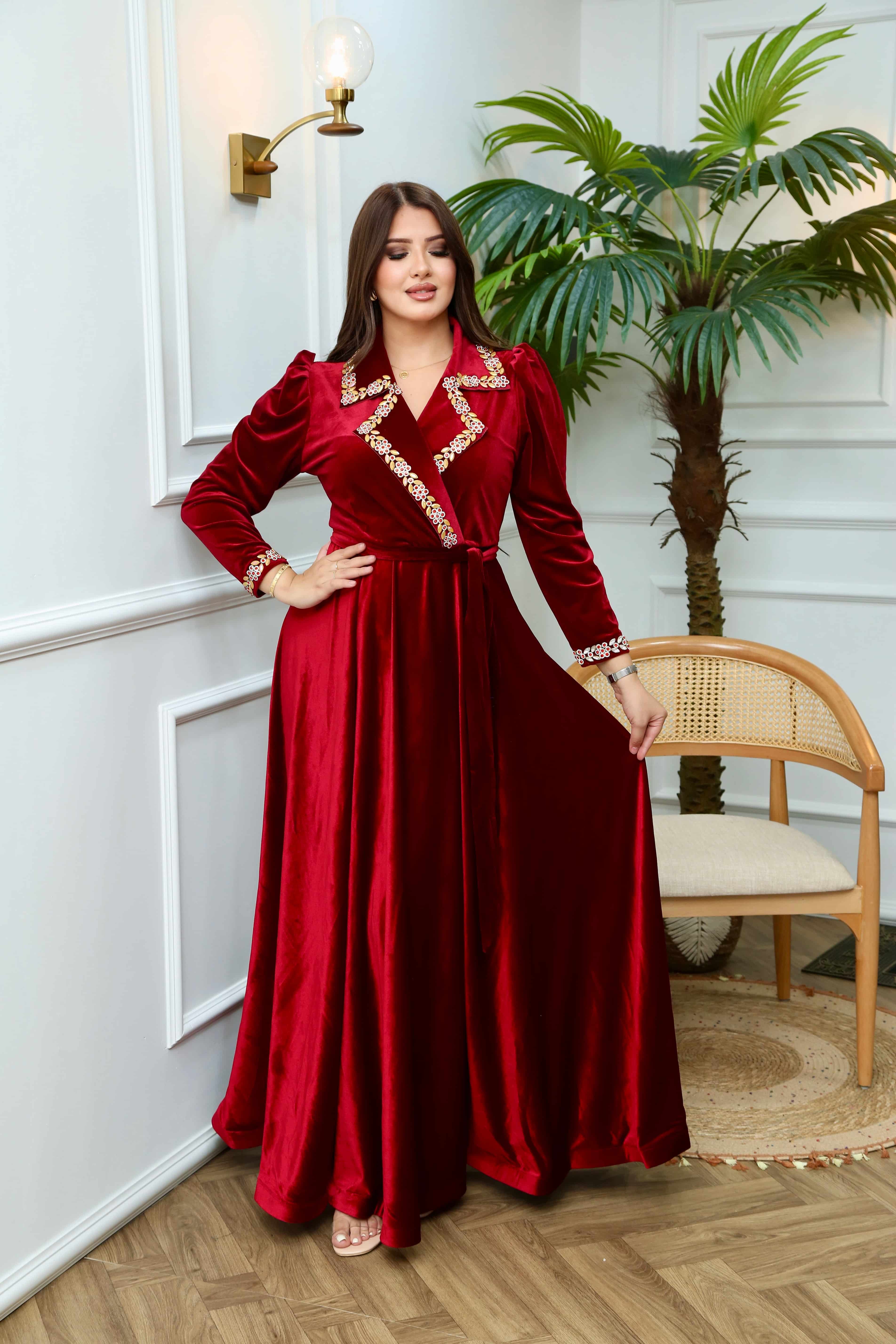 Robe cloche (col montant ) 655#