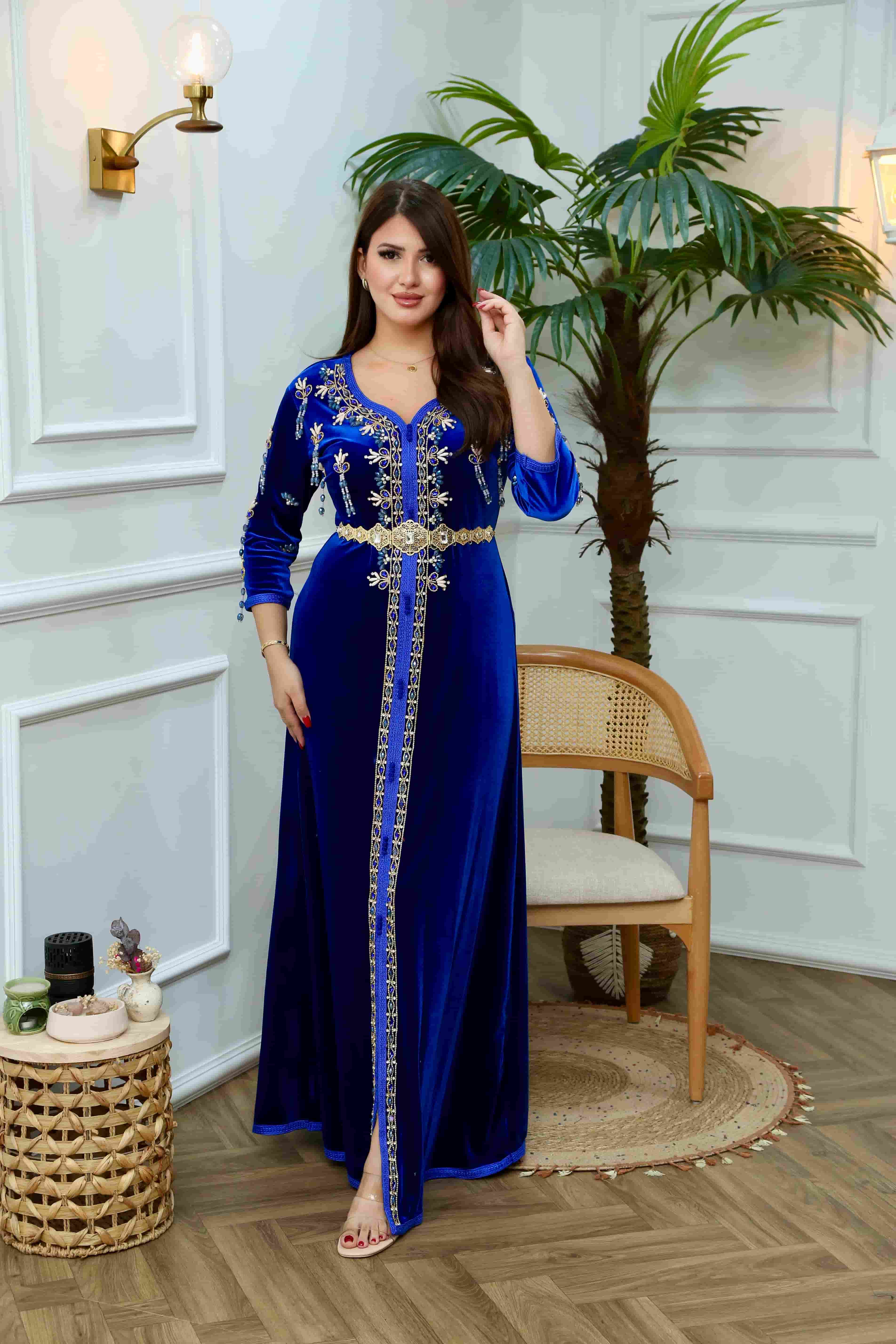 793 قفطان بقصة ايفازي رقم