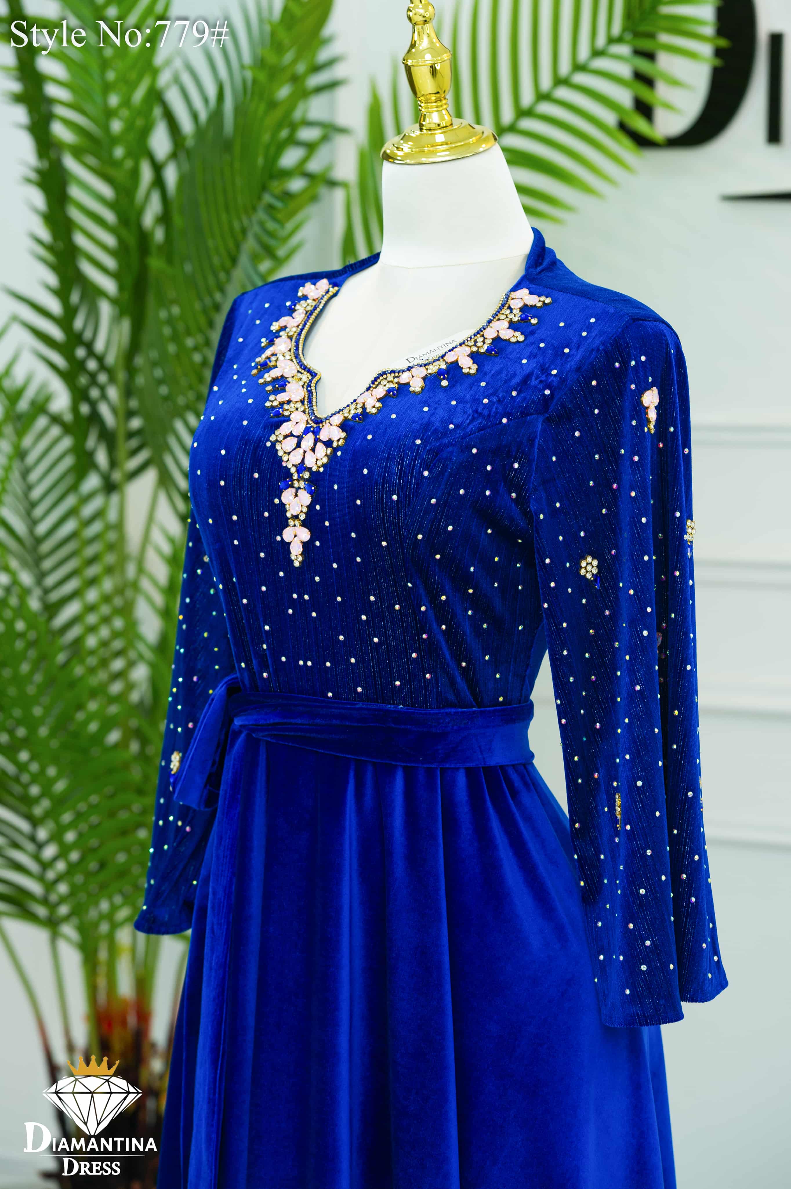 Robe cloche strasse 779#