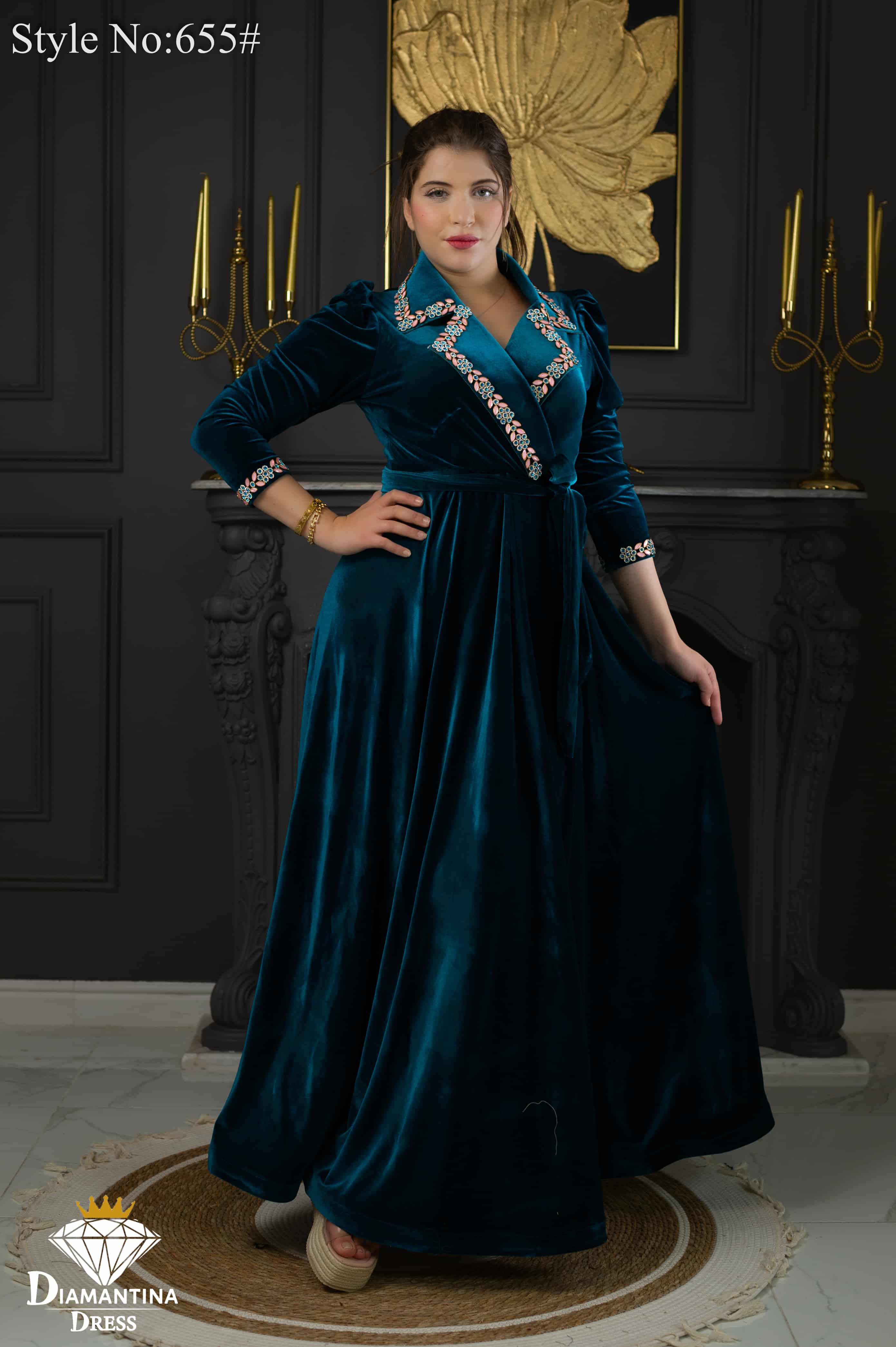 Robe cloche (col montant ) 655#