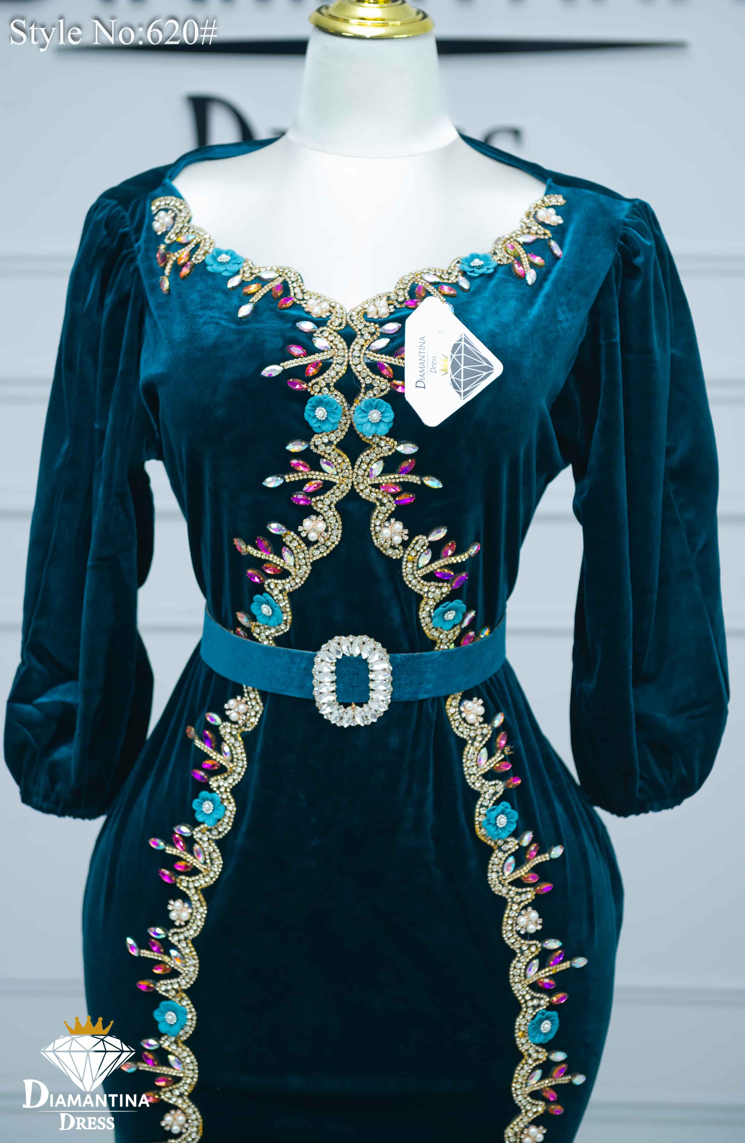 Robe Paon Parfaite 620#