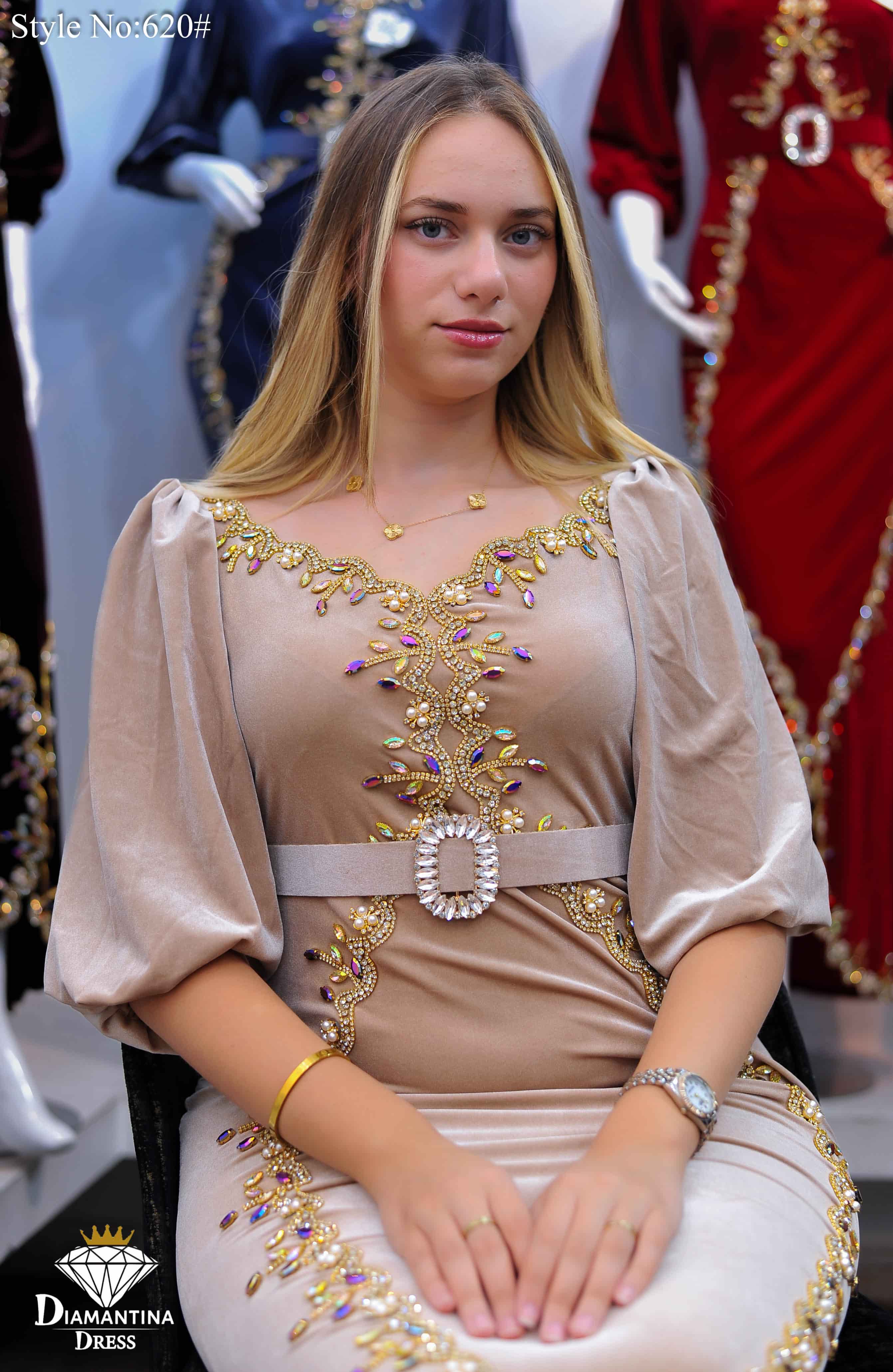 Robe Paon Parfaite 620#