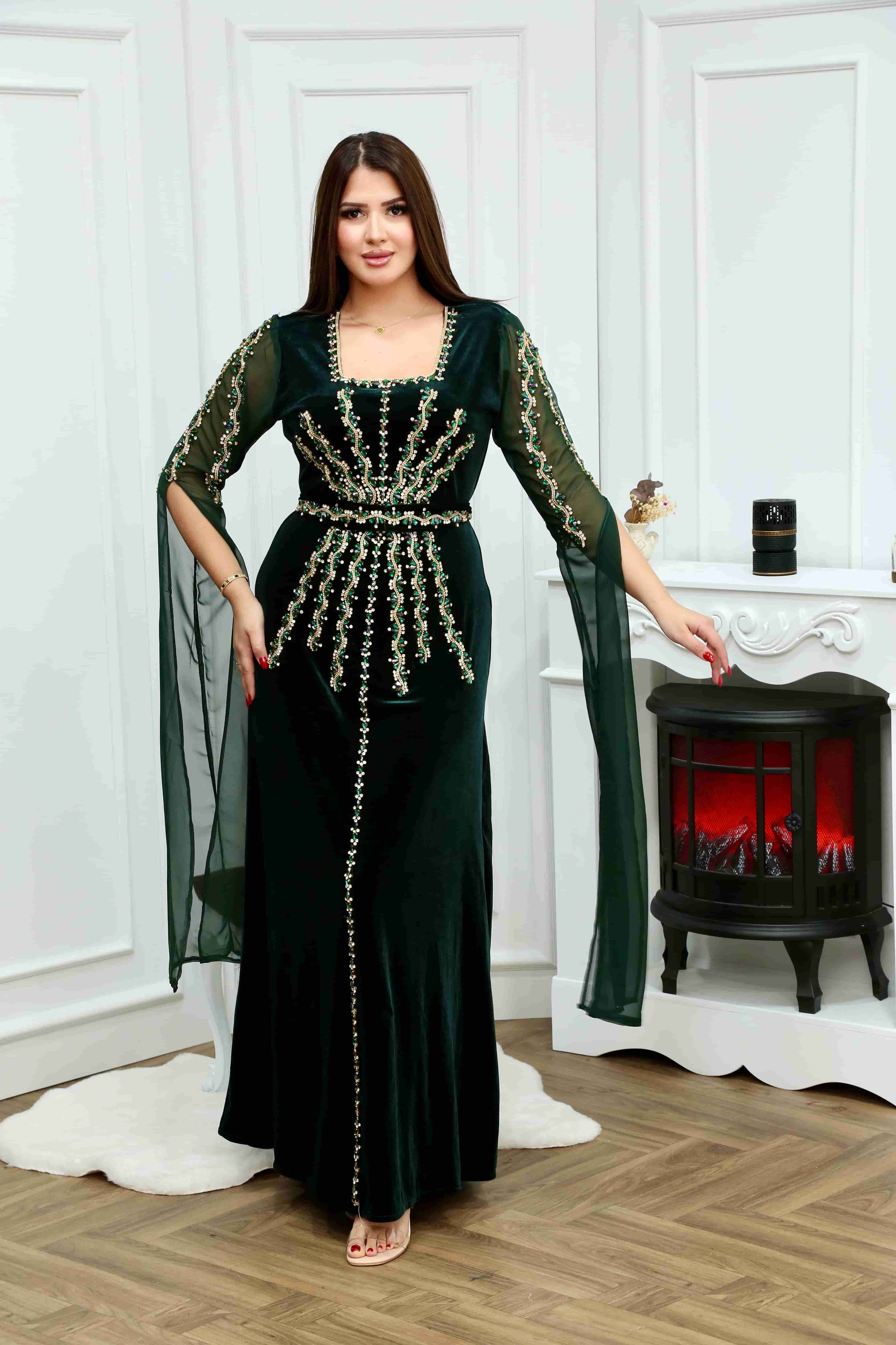 Robe de soirée style turc en velours  – Modèle 790