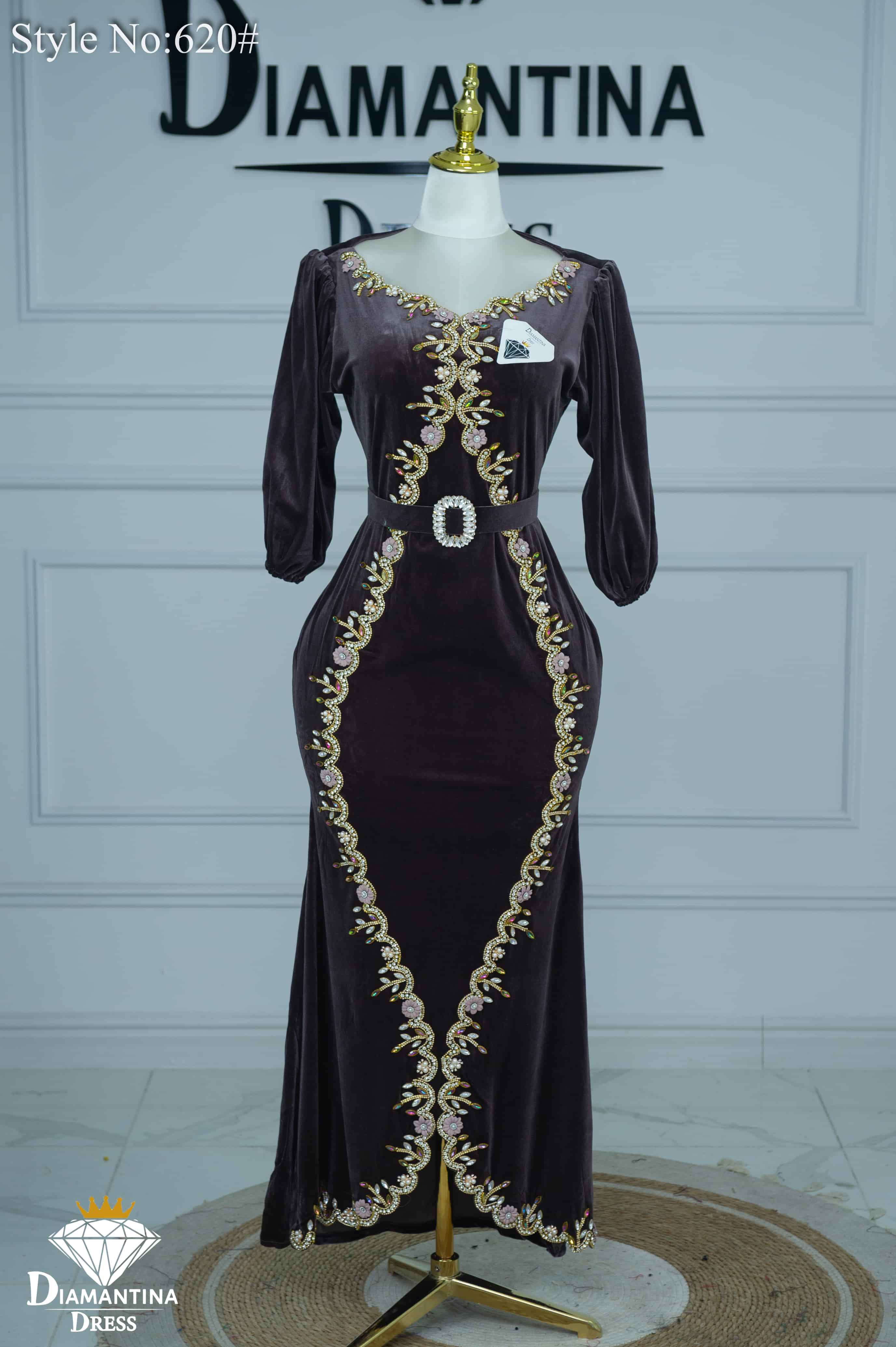 Robe Paon Parfaite 620#