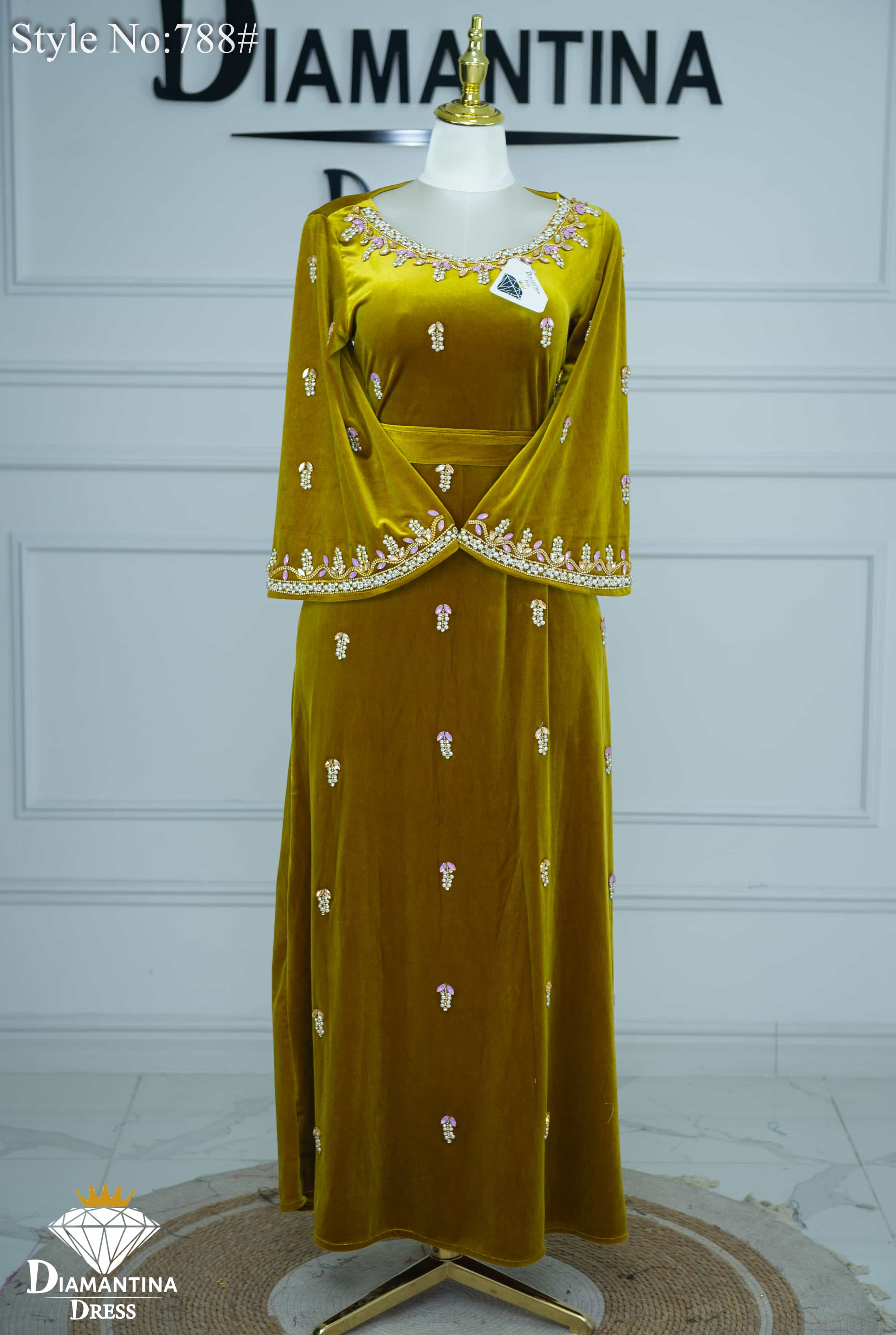 مخور اماراتي قطيفة رقم 788