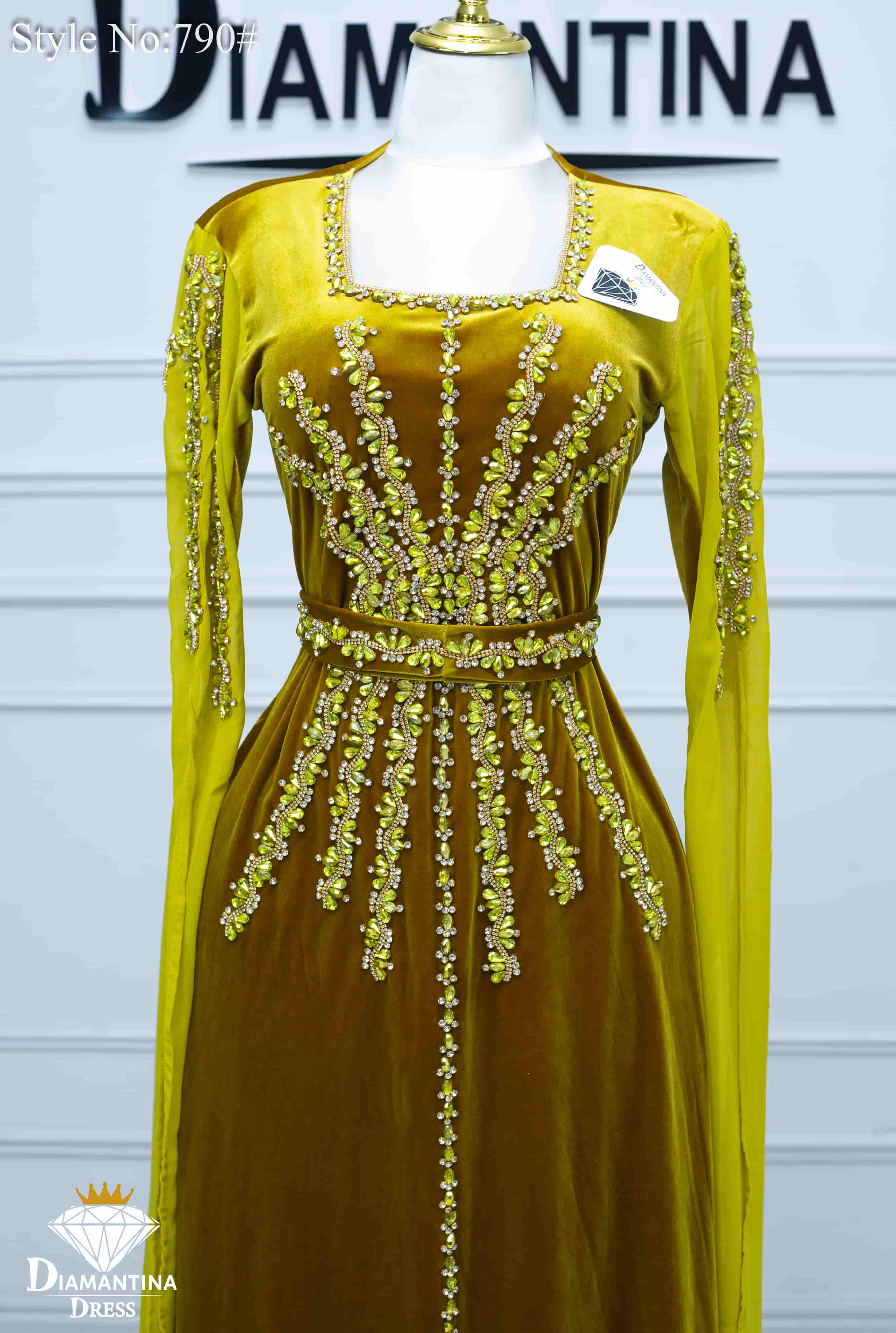 Robe de soirée style turc en velours  – Modèle 790